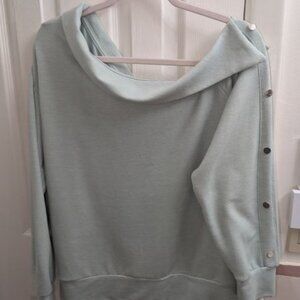 Jennifer Lopez Off-Shoulder Sweatshirt Top Size Large, Light Mint Green